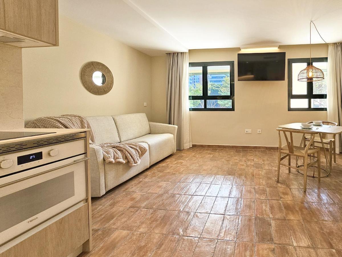 Apartamentos Las Ciencias Studio T バレンシア エクステリア 写真